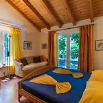 Vila Arte-sham Ubasico