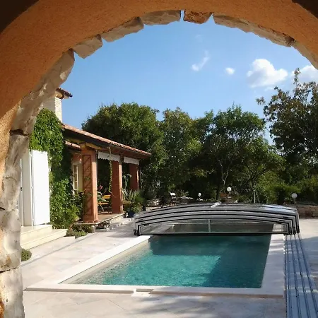 Arte-istria 别墅 Ubasico